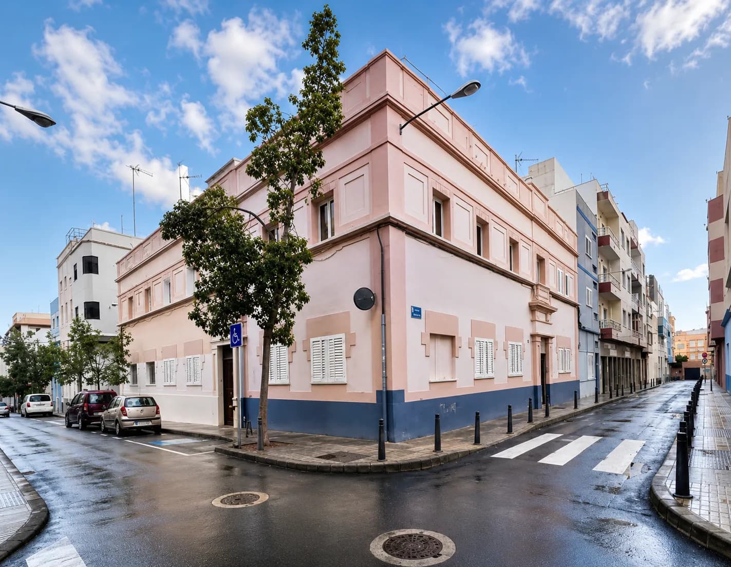 Ático reformado con azotea privada de 75 m² en Mesa y López